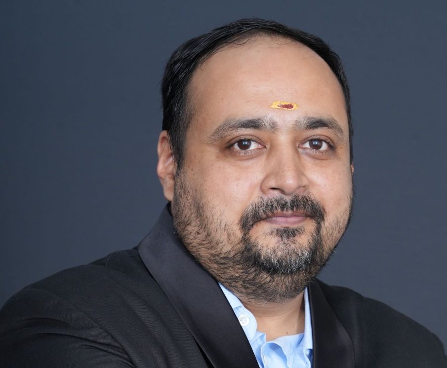 Sudhir R